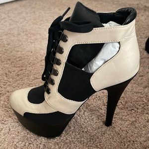 High heeled booties